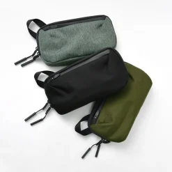 AER / Slim pouch