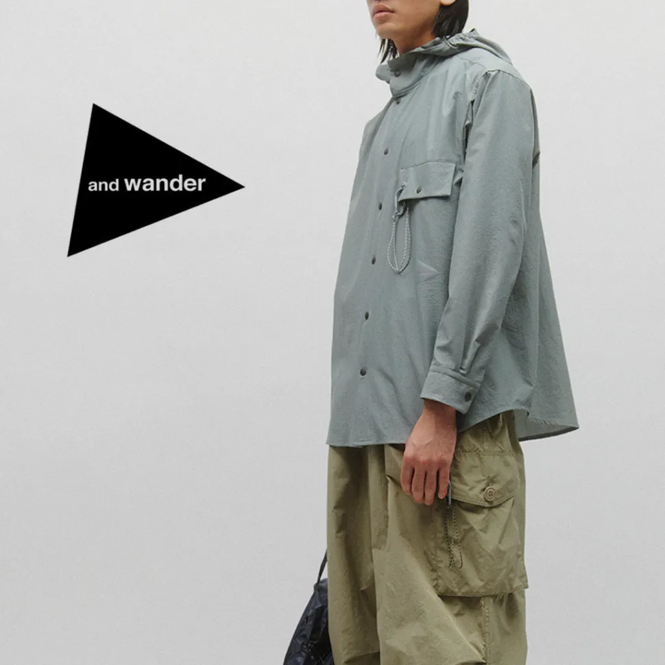 AND WANDER / Dry Breathable Hoodie