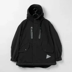AND WANDER / Fishtail Octa Coat