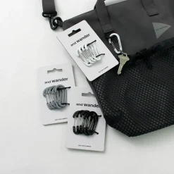 AND WANDER / Mini carabiner set