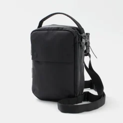 BLACK EMBER / KOMPAK