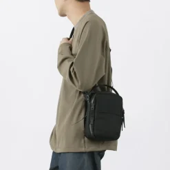 BLACK EMBER / KOMPAK