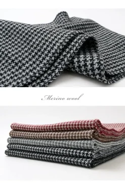 GILBERT WILSON OF HA / Staggered Check Merino Wool Snood