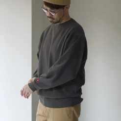 HEALTHKNIT / Room Setup Sweatshirt