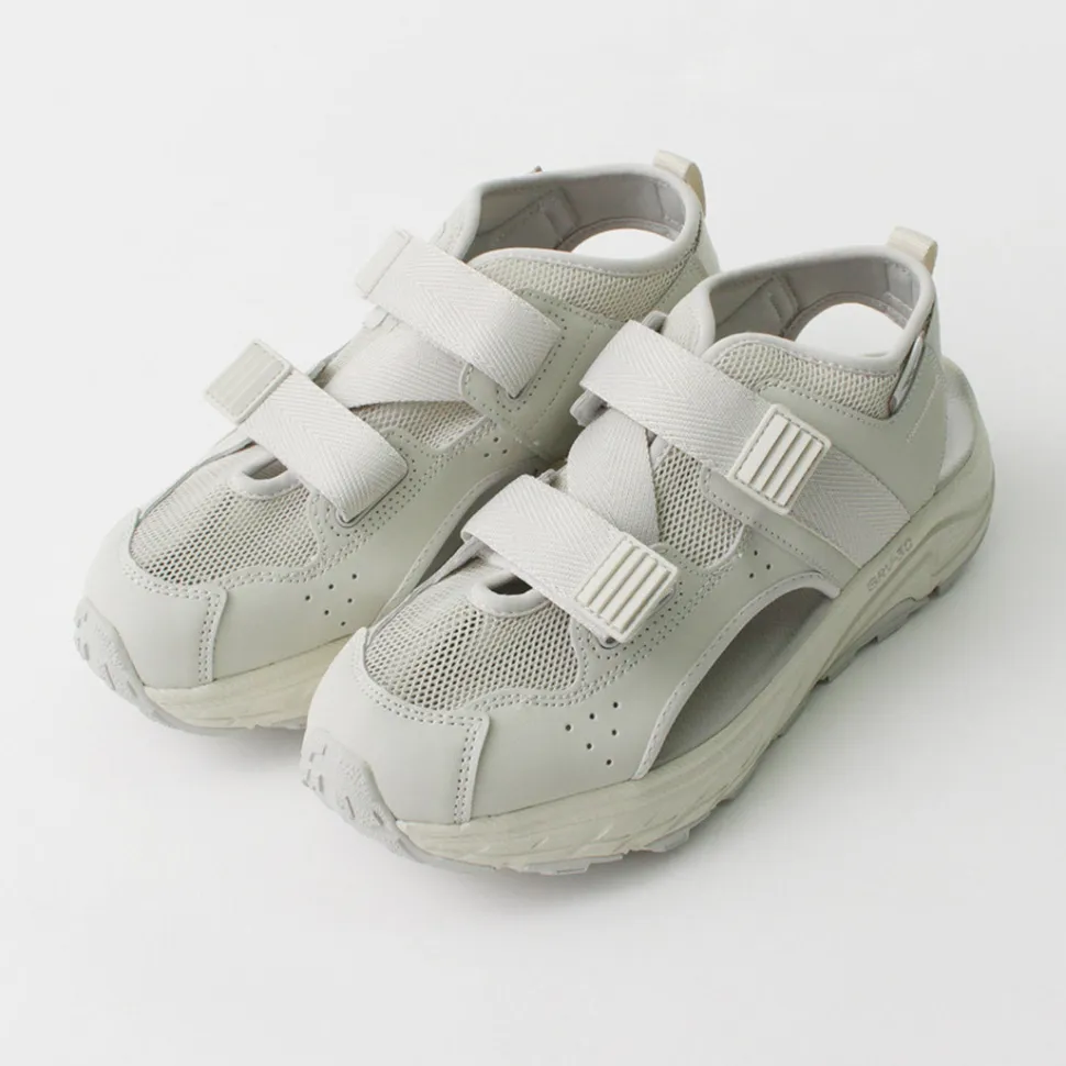 HI-TEC / East End Port Sandals