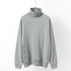 MOC T / Bespoke Neon Hanging Lined High Neck PO