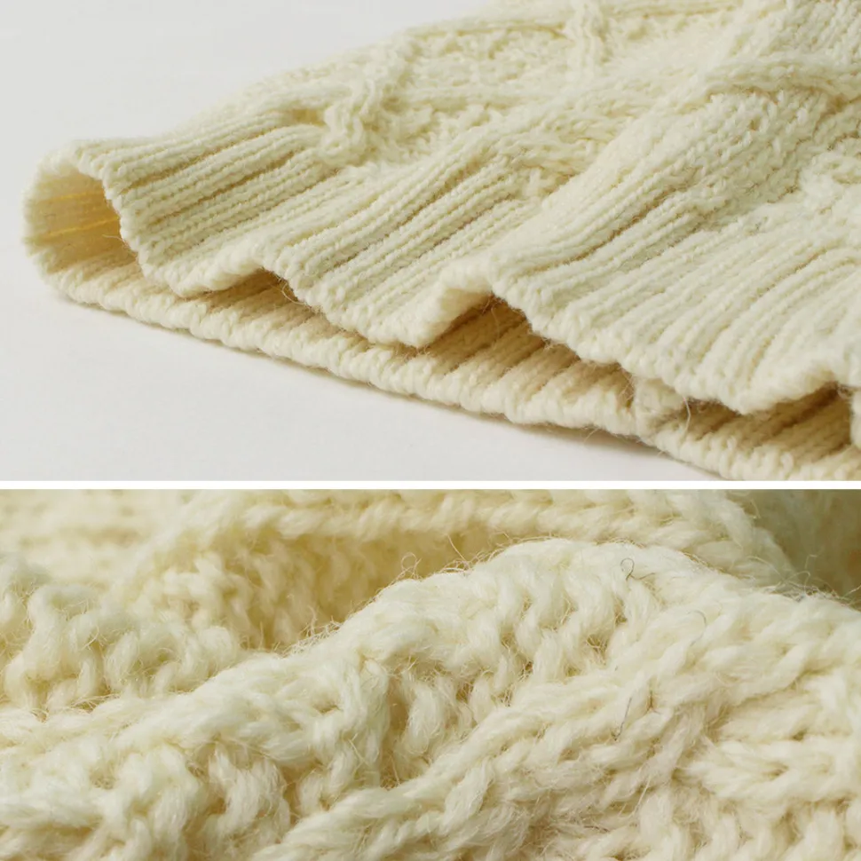 OLD DERBY KNITWEAR / Cable Turtle Slipover
