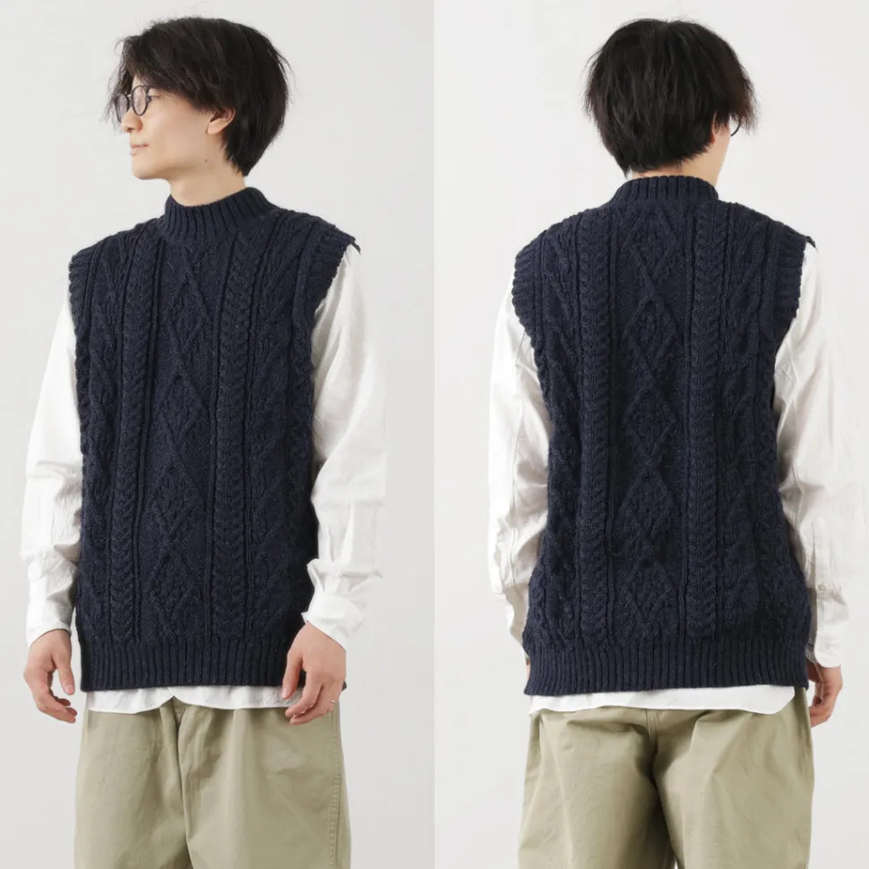 OLD DERBY KNITWEAR / Cable Turtle Slipover