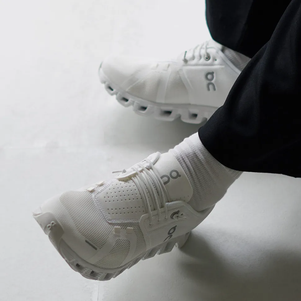 ON / Cloud 5
