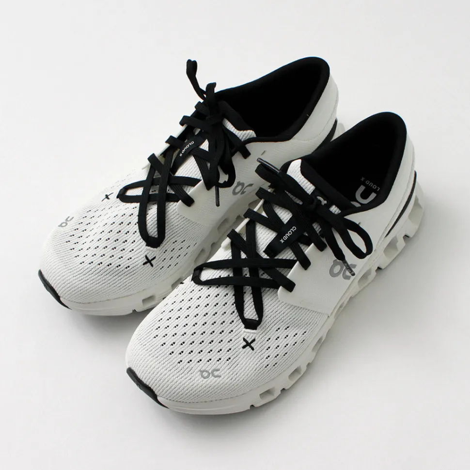 ON / Cloud X 4 Sneakers