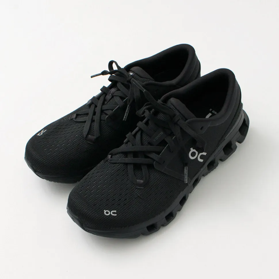 ON / Cloud X 4 Sneakers
