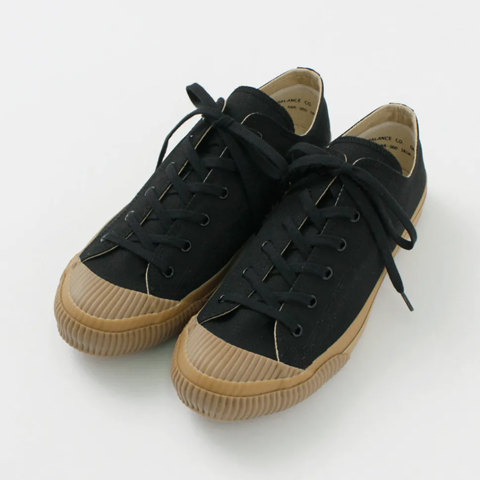 PRAS / Shell Cap Row Sneakers