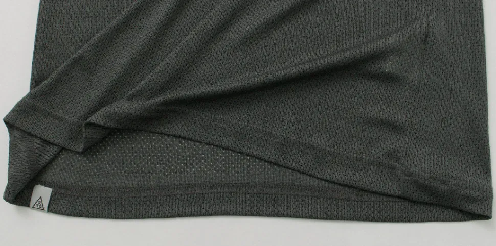 RAG / AIR DRY breathable V-neck Sleeveless