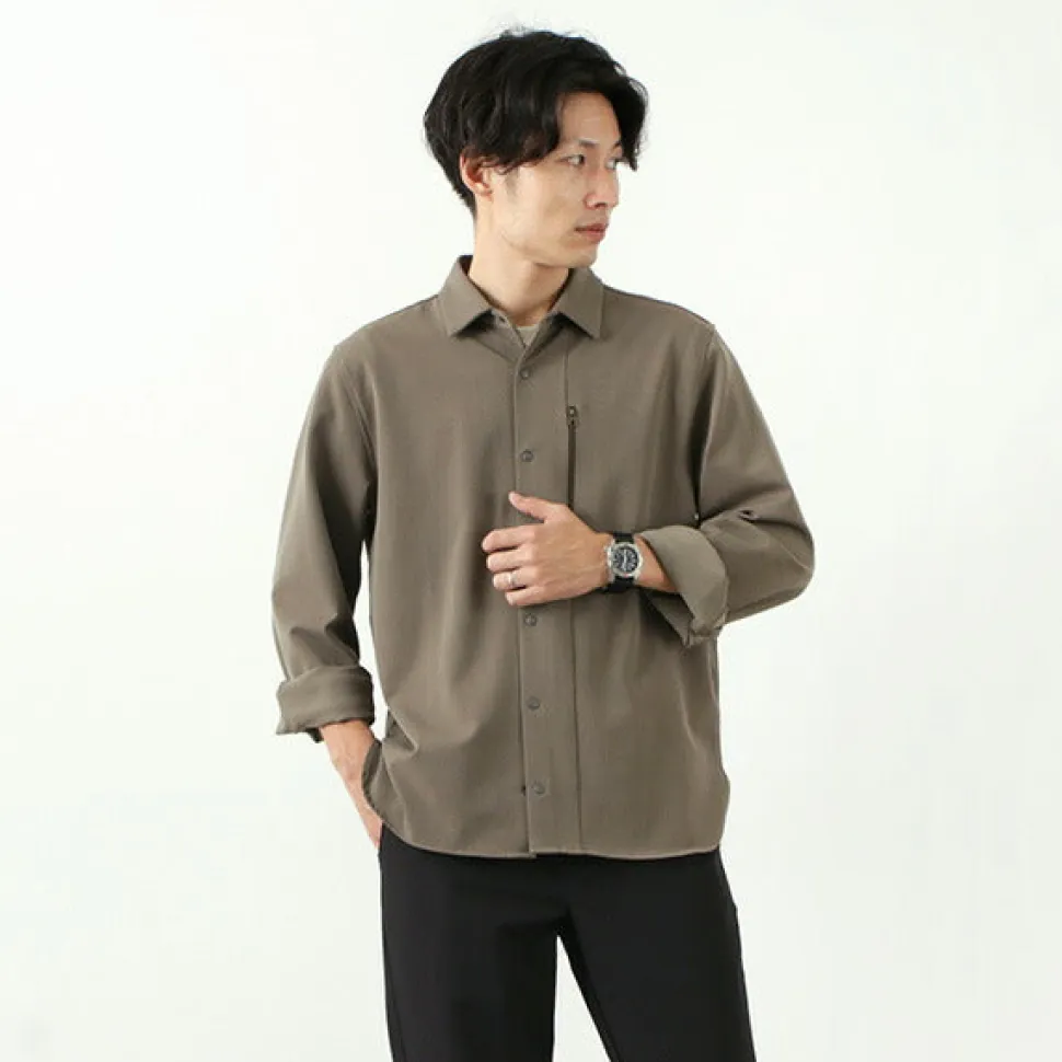 RAG / Outlast athletic shirt