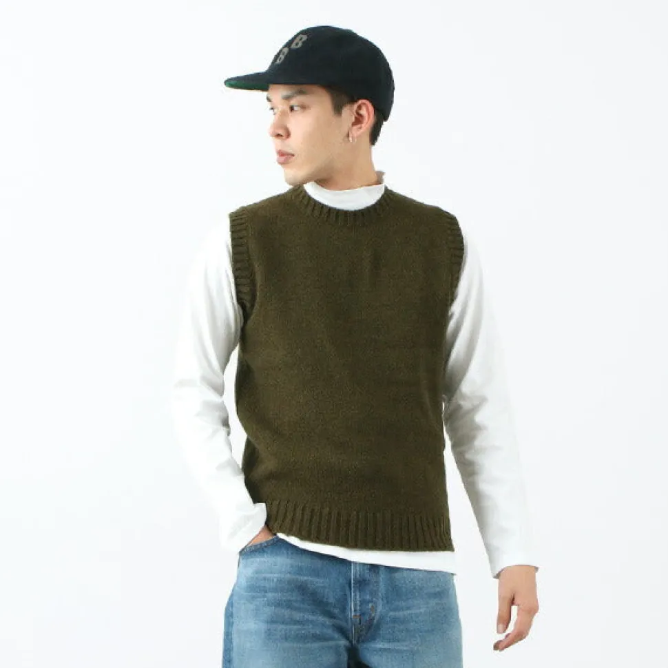 SOGLIA / LANDNOAH British Wool Crew Neck Knitted Vest