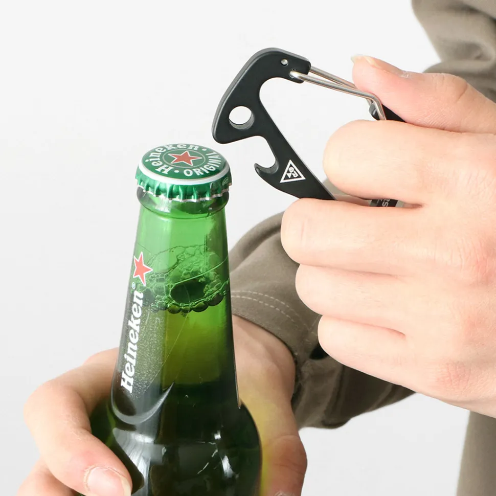 TRIMMERS × RAG / Shark tail carabiner